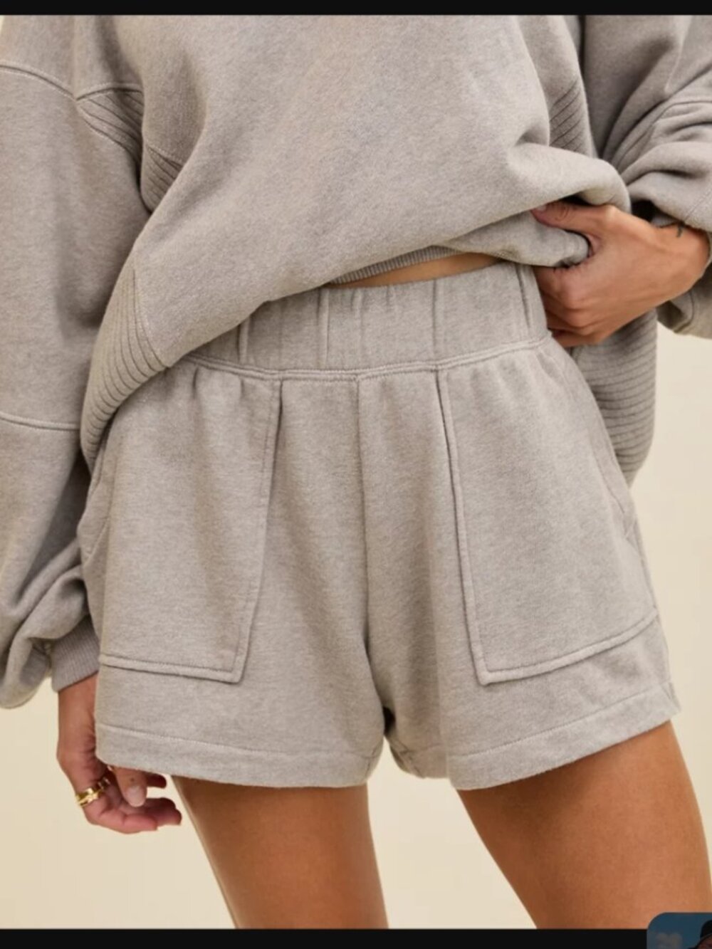 🆕️NWT Aerie Go-To Fleece Short in 'Heathered Taupe', Size Small